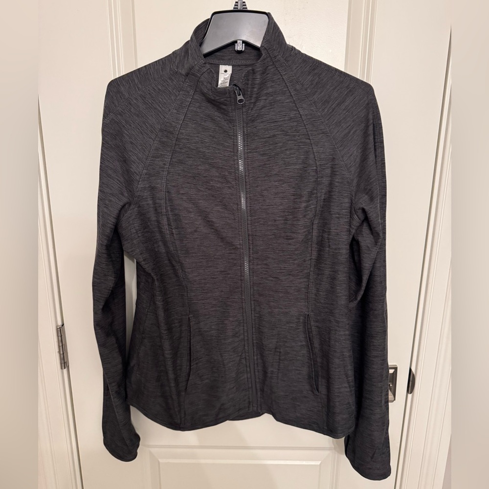 Yogalicious Gray Utility Jacket with Mock Neck and Fitted Silhouette NWOT